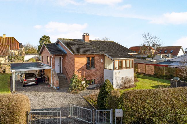 Gammel Brovej 1, 4736 Karrebæksminde